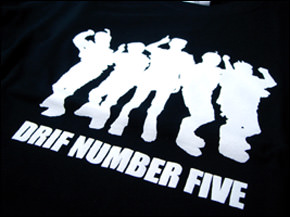DRIF NUMBER FIVE Tシャツ