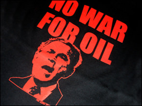 NO WAR FOR OIL Tシャツ　プリント